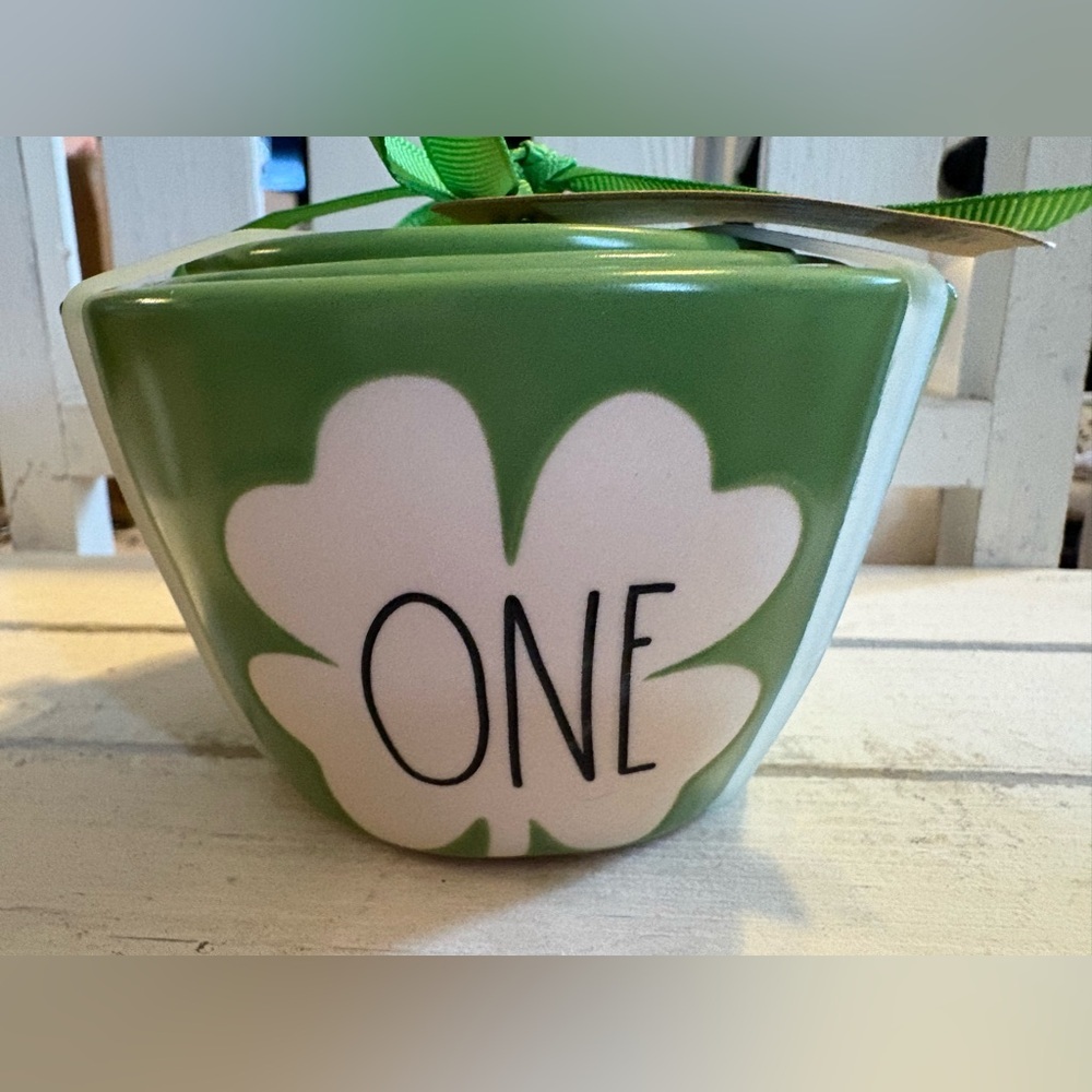 Rae Dunn Green Shamrock Measuring Cups
